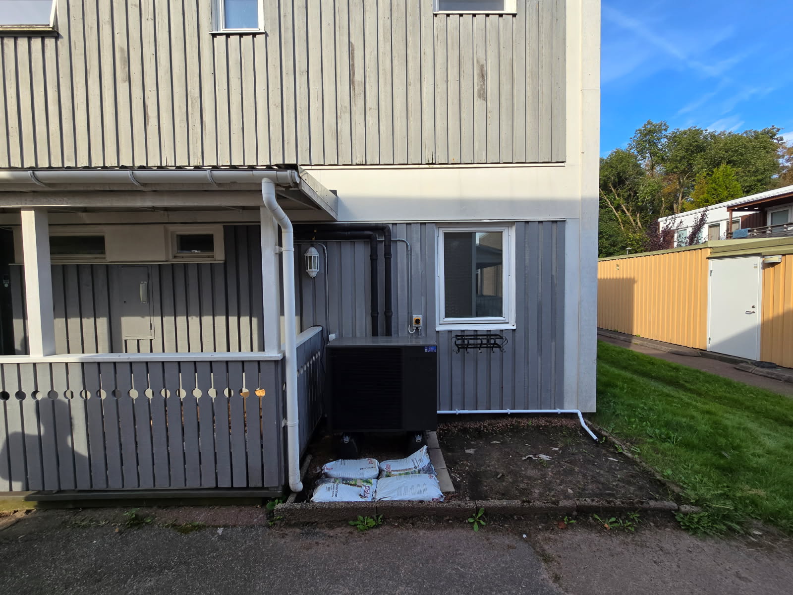 Installation av Samsung luft/vatten-värmepump R290, 8 kWi Hisings Backa  